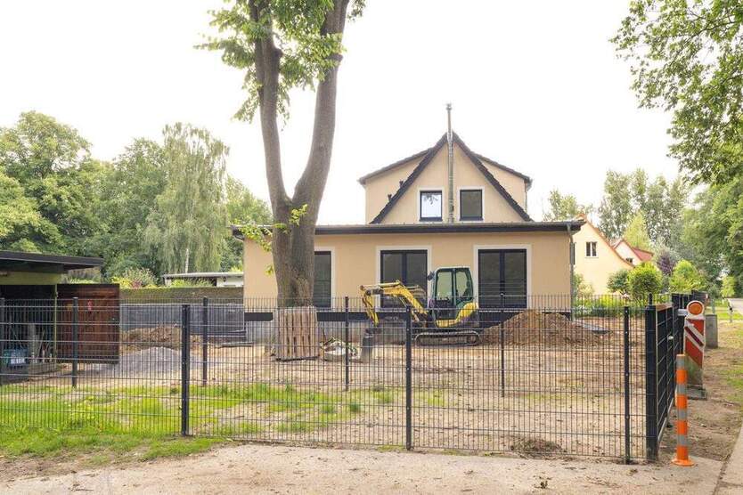 Attraktive Doppelhaushälfte in Potsdam - großzügig, hell & mit großem Garten