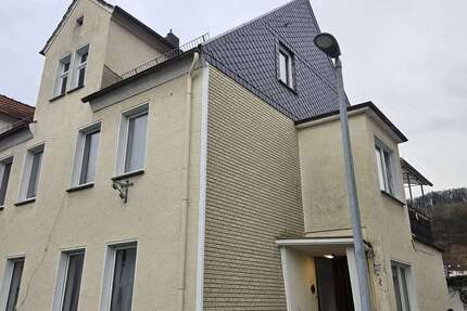 Haus Beverungen - 7 Zimmer, 150 m&sup2;, 165.000&euro; | Angebot:26331219