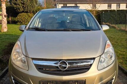 Opel Corsa 102.000 km 2.200 &euro; Arnsdorf 01477