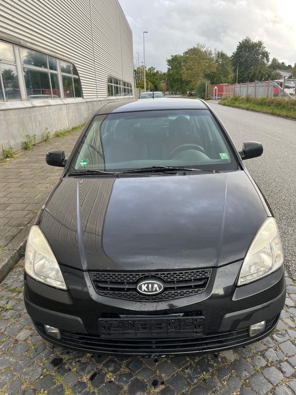 Kia Rio 383.900 km 1.900 € Kiel 24146