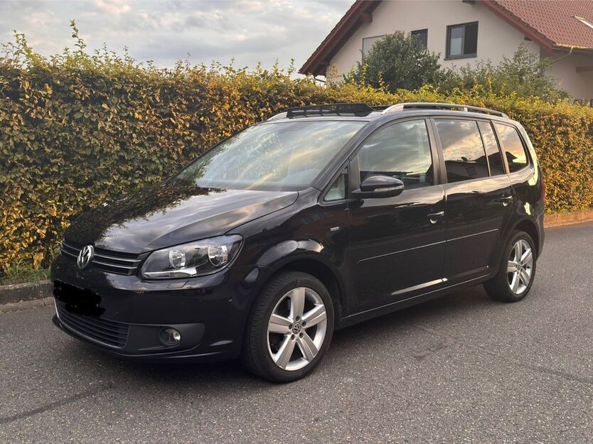 VW Touran 139.000 km 12.100 € Assamstadt 97959