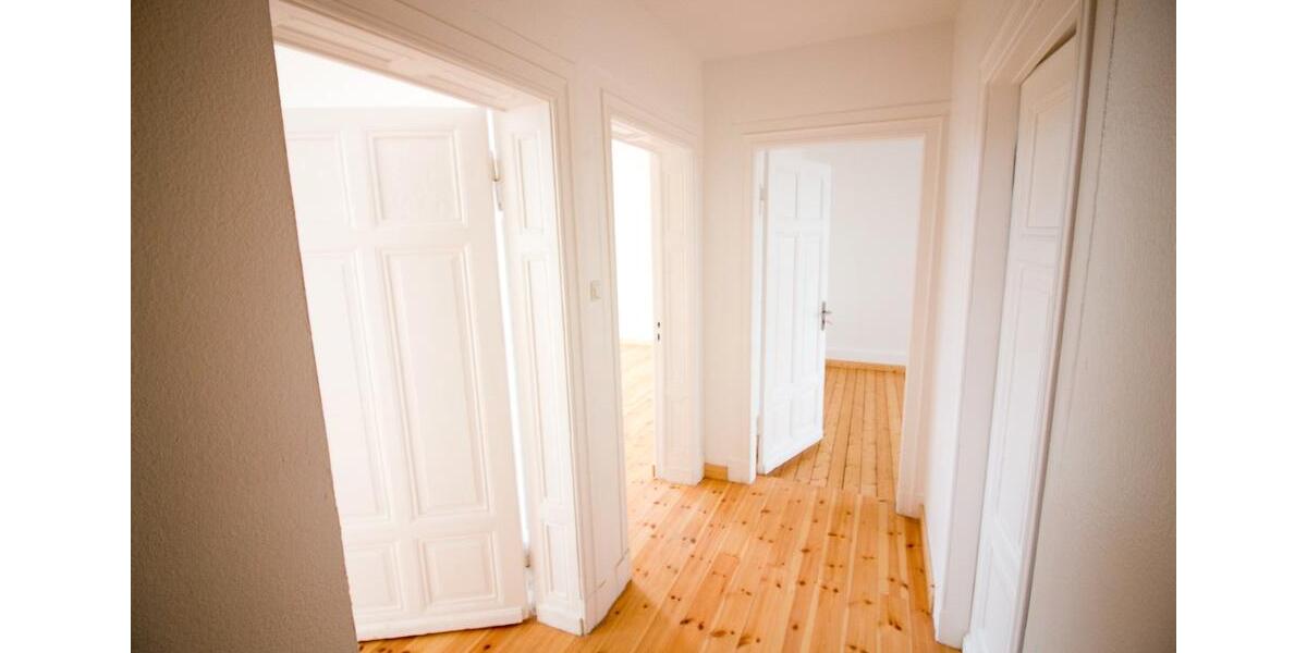 Etagenwohnung Wilhelmshaven - 5 Zimmer, 136 m&sup2;, 950&euro; | Angebot:26455812