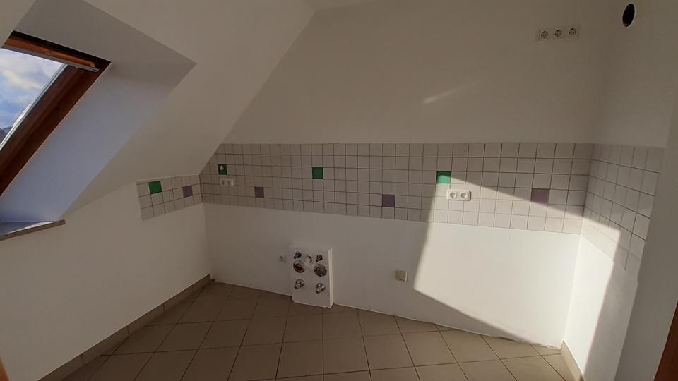 Dachgeschoßwohnung Aichach - 2.5 Zimmer, 67 m&sup2;, 320.000&euro; | Angebot:26762647