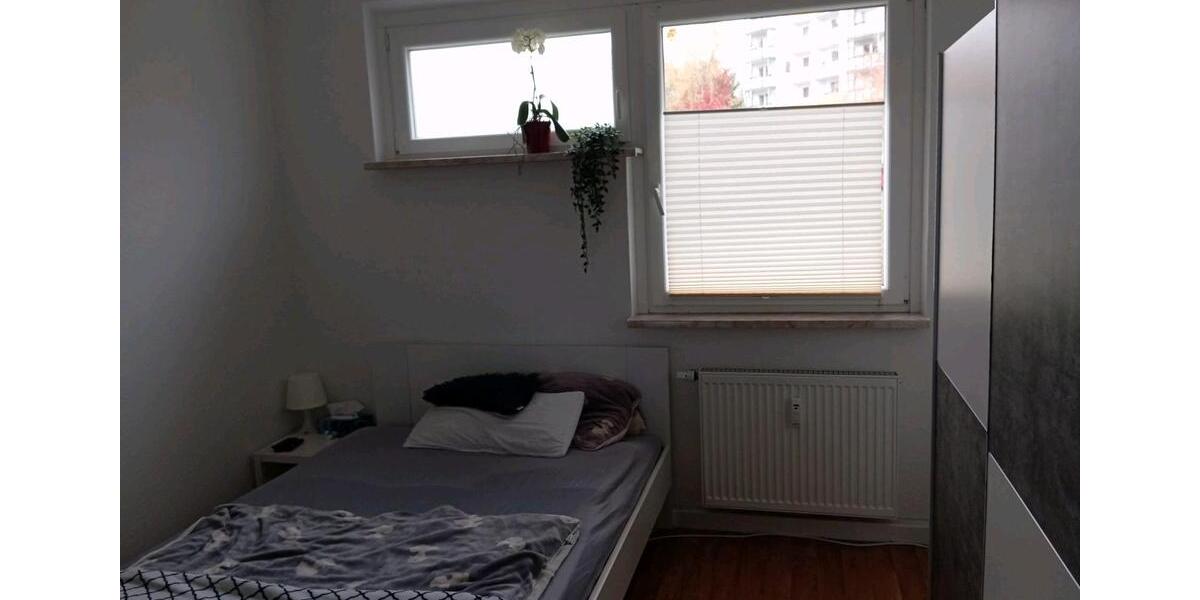 Etagenwohnung Reichenbach im Vogtland - 1 Zimmer, 41 m&sup2;, 172&euro; | Angebot:26305386