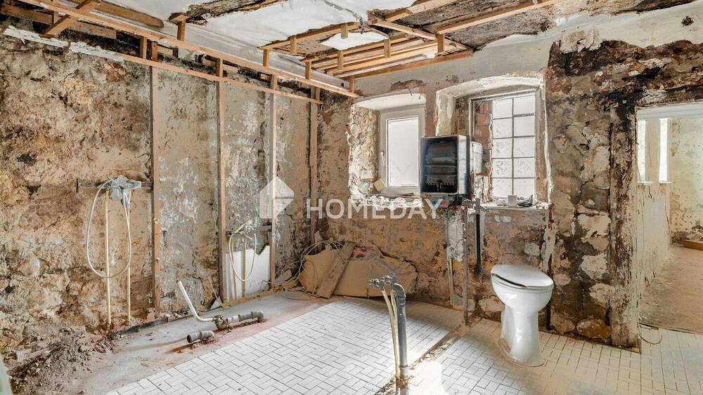 Einfamilienhaus Eußenheim Aschfeld - 8 Zimmer, 275 m&sup2;, 40.000&euro; | Angebot:25702868