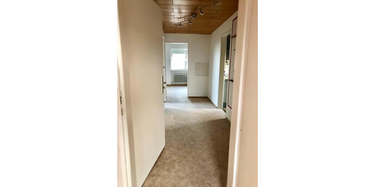 Dachgeschoßwohnung Steinheim an der Murr - 2.5 Zimmer, 55 m&sup2;, 185.000&euro; | Angebot:26837404