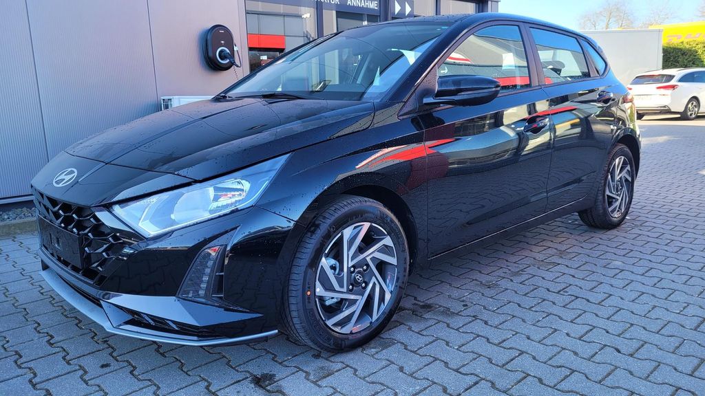 Hyundai i20 2.500 km 15.990 &euro; Polch 56751