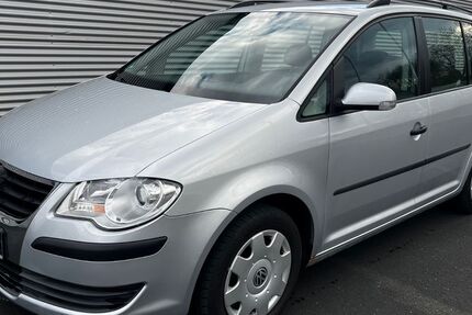 VW Touran 183.066 km 3.299 &euro; Burbach 57299