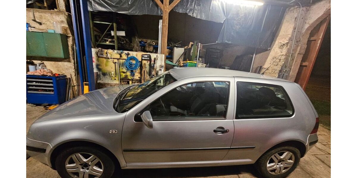 VW Golf 164.740 km 2.900 &euro; Scharfbillig 54636