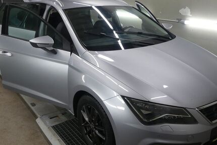 Seat Leon 70.576 km 16.990 &euro; Schwallungen 98590