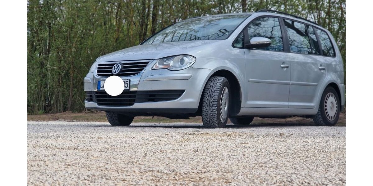 VW Touran 212.000 km 2.900 &euro; Lauf an der Pegnitz 91207