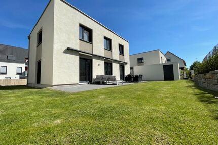 Provisionsfrei* Modernes Haus in zentraler Lage in NeustadtAisch