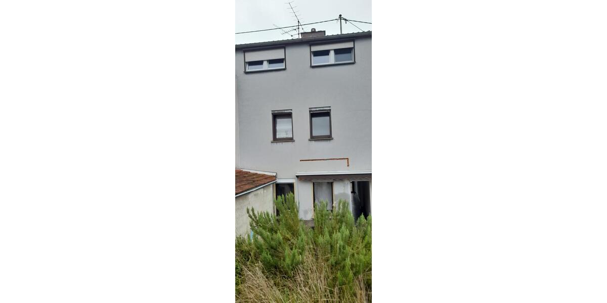 Einfamilienhaus Völklingen - 6 Zimmer, 160 m&sup2;, 125.000&euro; | Angebot:26917508