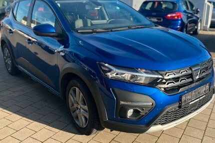 Dacia Sandero 80.000 km 11.700 &euro; Schwabach 91126