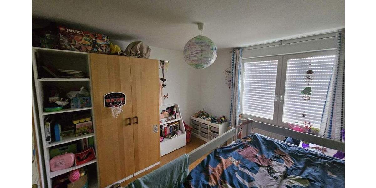 Familien-Immobilie mit Top-Lage von privat - 130m² Wohnen + 42m² Nutzfläche - 271m² Grund 5 zimmer