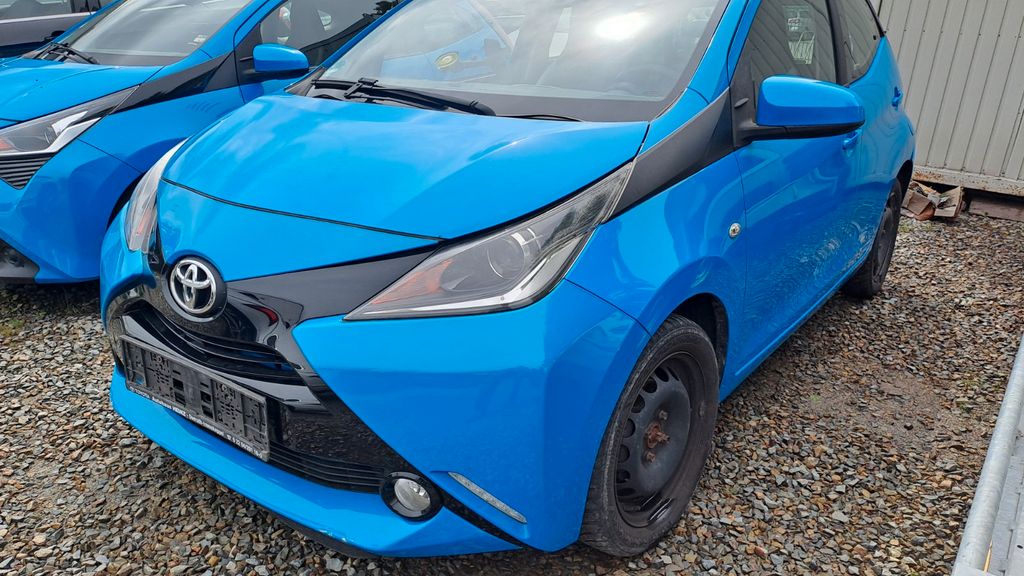 Toyota Aygo (X) 150.000 km 4.400 &euro; Waldbröl 51545