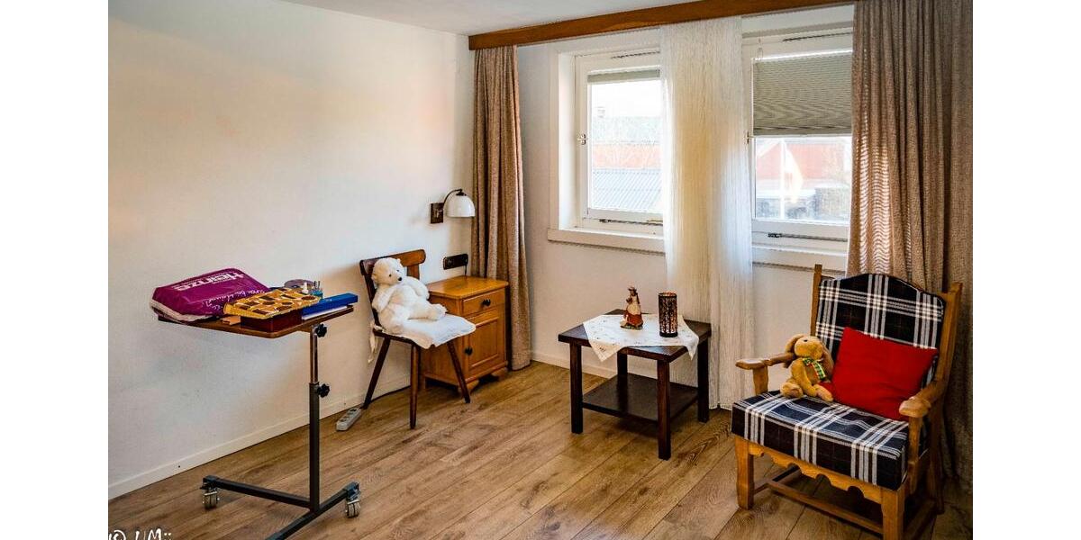 Bauernhaus, Landhaus Vöhl - 7 Zimmer, 100 m&sup2;, 215.000&euro; | Angebot:26423708