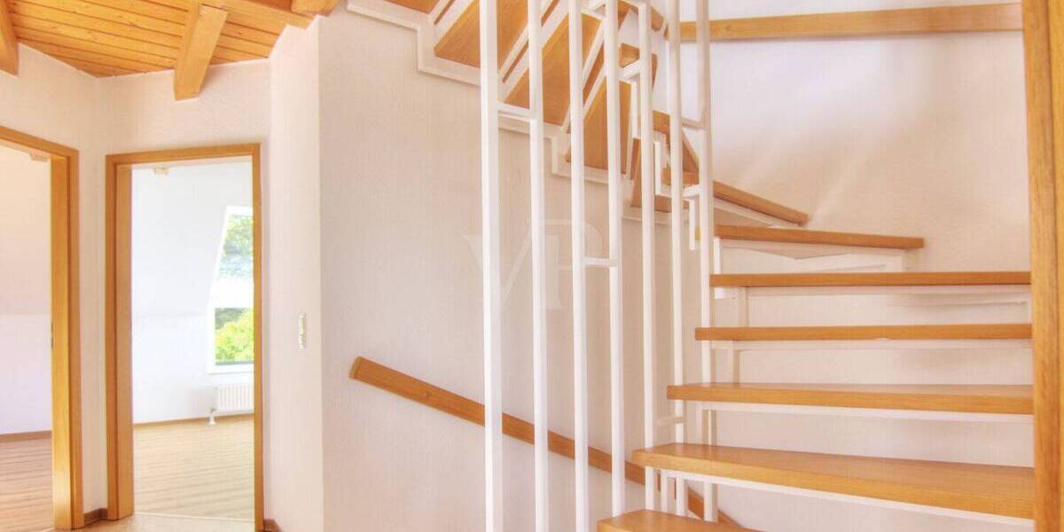 Doppelhaushälfte Weinsberg - 8 Zimmer, 165 m&sup2;, 1.990&euro; | Angebot:26820278