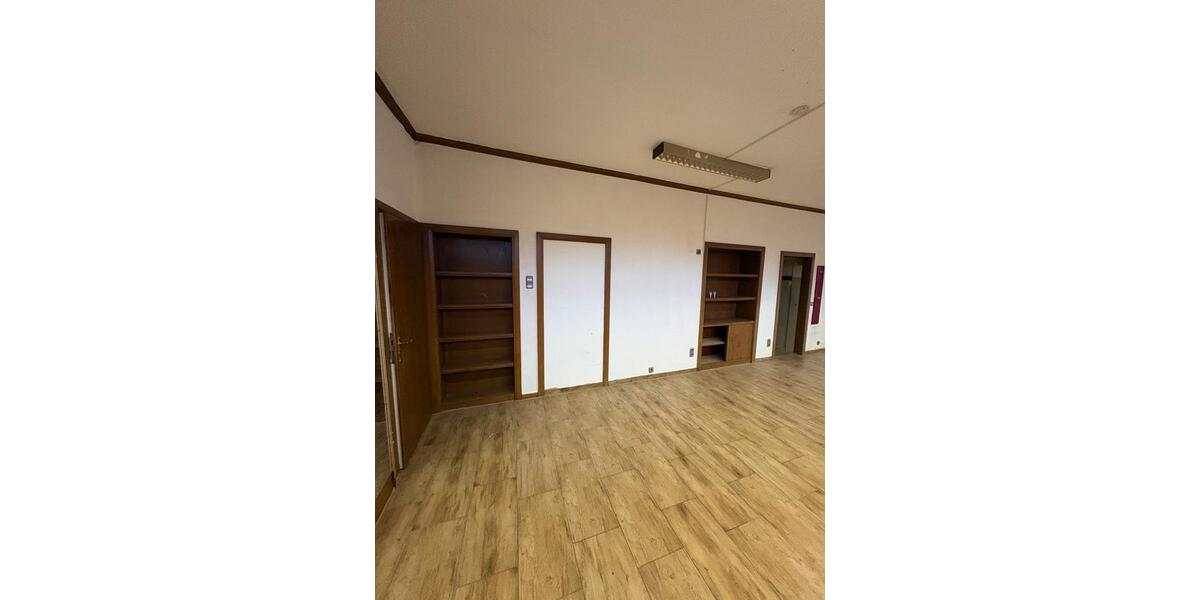 Pizzeria Imbiss Büro - Ladenfläche in Wagenfeld zu vermieten zimmer