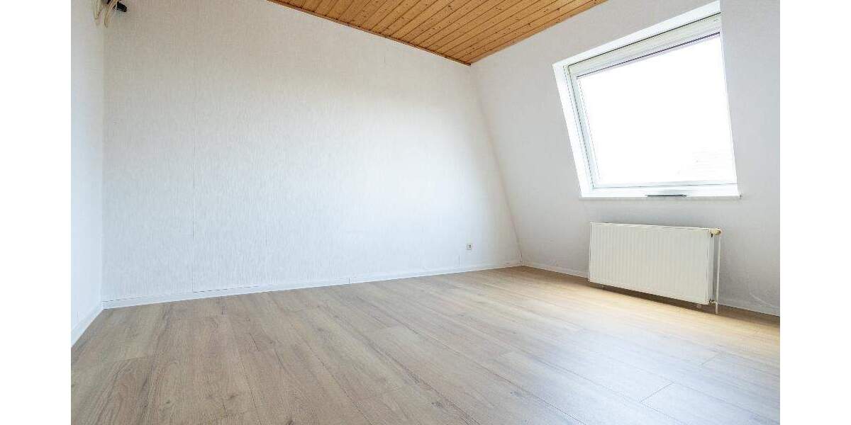 Reihenmittelhaus Stuhr Varrel - 5 Zimmer, 130 m&sup2;, 295.000&euro; | Angebot:25879614