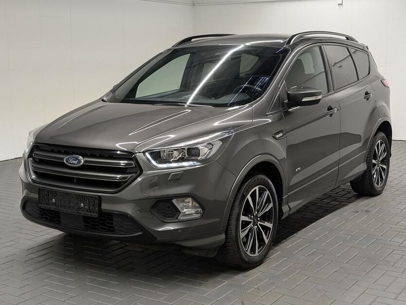 Ford Kuga 66.270 km 17.980 € Langenweddingen 39171