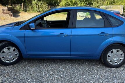 Ford Focus 92.450 km 3.800 &euro; Singen 78224