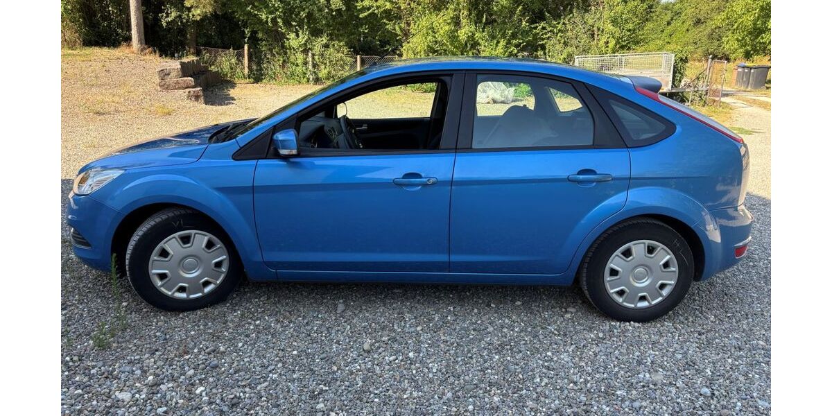 Ford Focus 92.450 km 3.800 &euro; Singen 78224