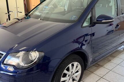 VW Touran 180.400 km 6.999 &euro; Geesthacht (bei Hamburg) 21502
