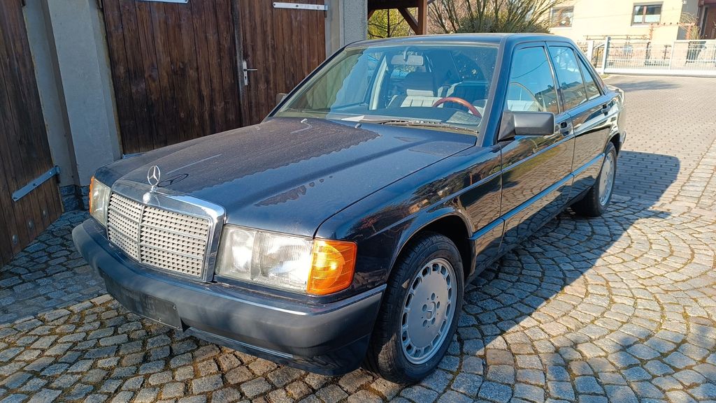 Mercedes-Benz 190 80.000 km 7.400 € Niederwiesa 09577
