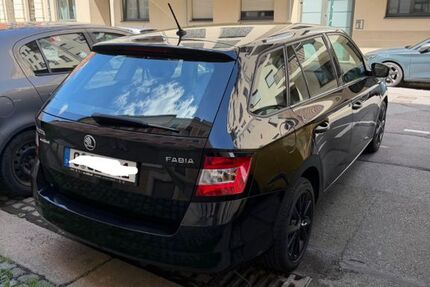 Skoda Fabia 71.000 km 7.290 &euro; Chemnitz 09112