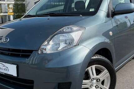 Daihatsu Sirion 149.000 km 2.799 &euro; Köln 51107