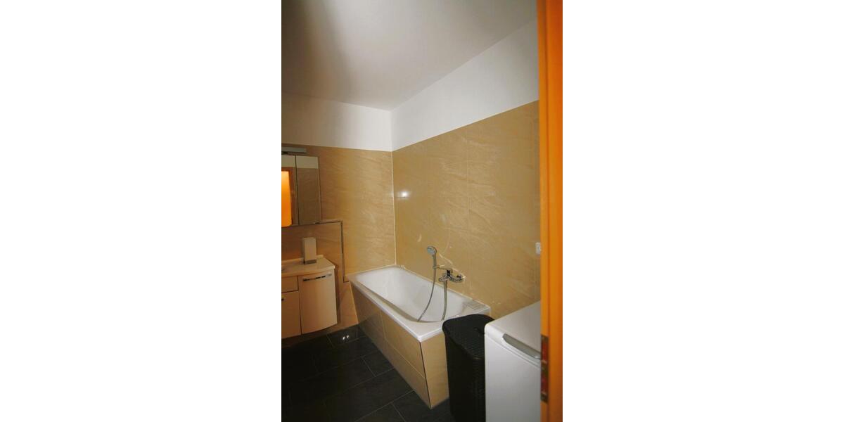 Etagenwohnung Wurzen - 4 Zimmer, 94 m&sup2;, 650&euro; | Angebot:26299324