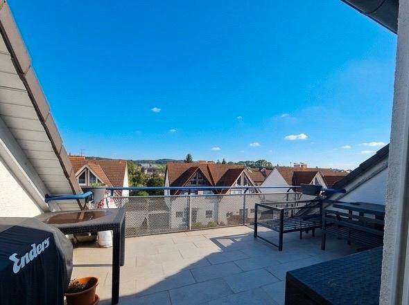 Dachgeschoßwohnung Hasselroth - 2 Zimmer, 65 m&sup2;, 235.000&euro; | Angebot:26550231