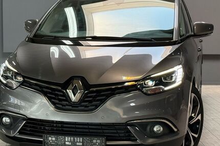 Renault Scenic 106.200 km 13.990 &euro; Hilden 40721