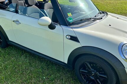 Mini One Cabrio 157.000 km 6.700 € Goßmannshofen 87760
