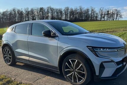 Renault Megane E-TECH 43.400 km 24.600 &euro; vöhl 34516