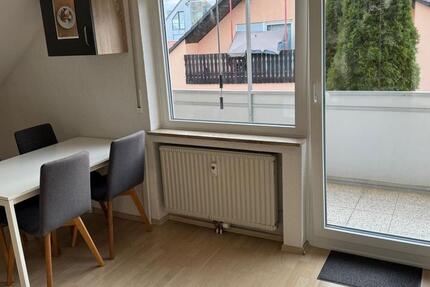 Gepflegte 2-Zi Wohnung, Balkon, 85qm in Feucht 2 zimmer