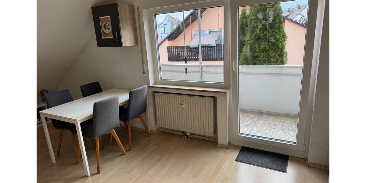 Gepflegte 2-Zi Wohnung, Balkon, 85qm in Feucht 2 zimmer