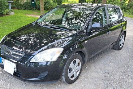 Kia ceed / Ceed 175.500 km 2.600 &euro; Gütersloh 33335