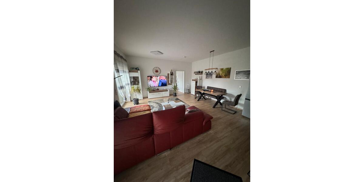 2 Raum Wohnung 80 qm ebenerdig Barierefreiarm 2 zimmer