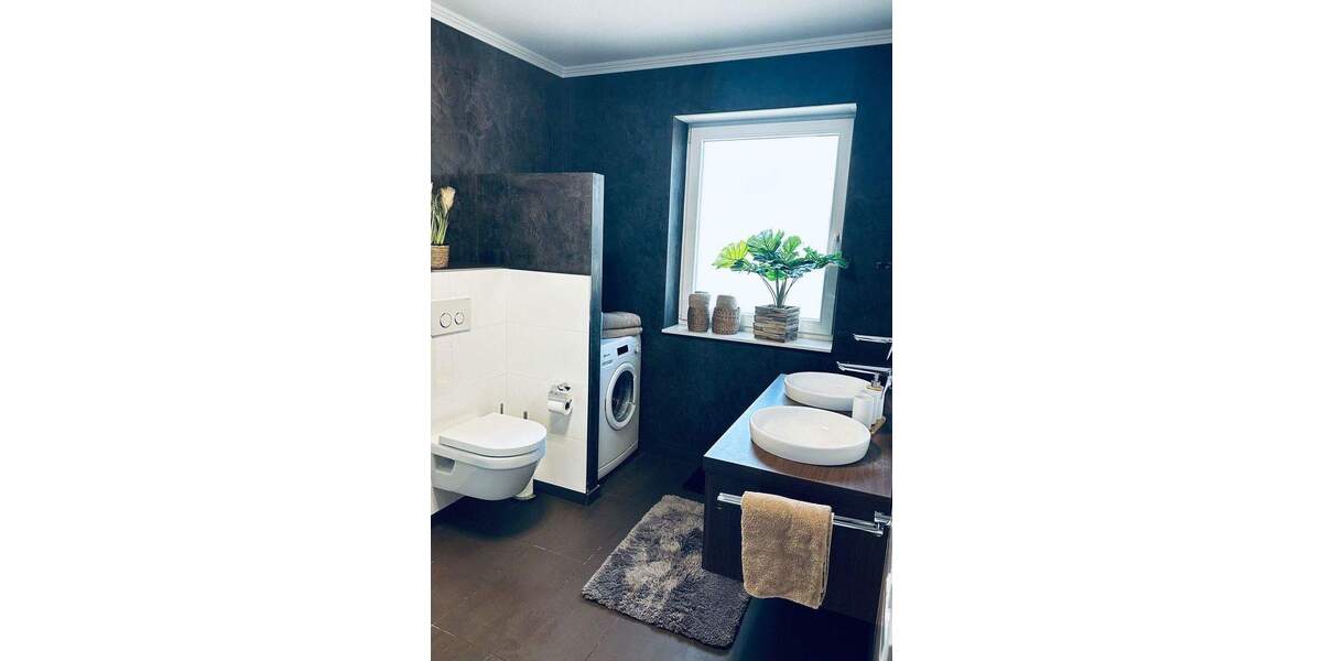 Etagenwohnung Uetersen - 3 Zimmer, 93 m&sup2;, 1.350&euro; | Angebot:24992347