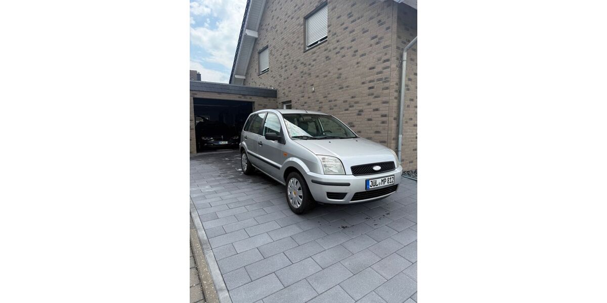 Ford Fusion 197.725 km 1.999 &euro; Aldenhoven 52457