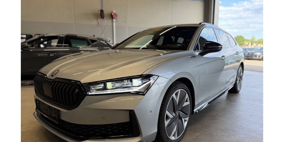 Skoda Superb 14.005 km 43.900 &euro; Memmingen 87700
