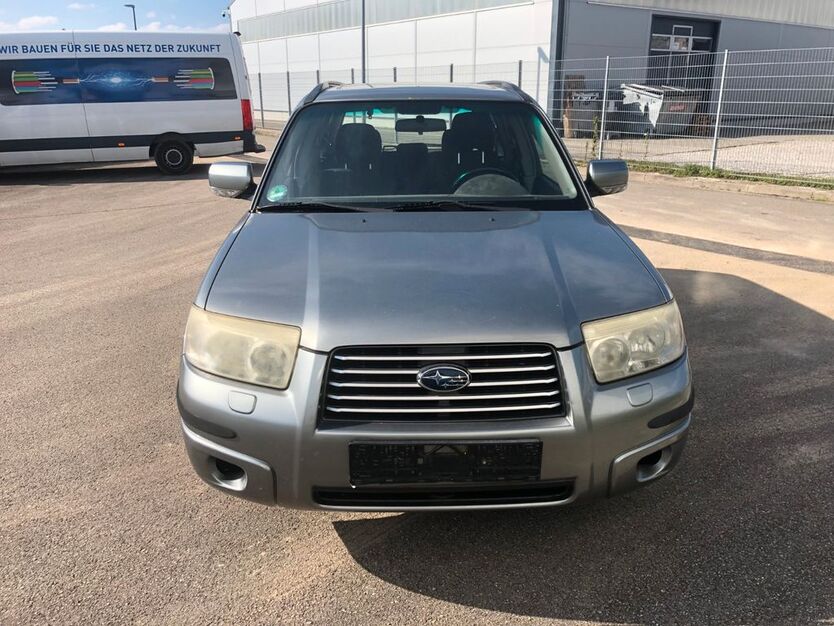 Subaru Forester 320.124 km 1.750 € Freiburg 79102