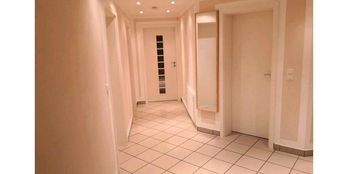 Dachgeschoßwohnung Grafling - 3 Zimmer, 100 m&sup2;, 1.000&euro; | Angebot:26625189