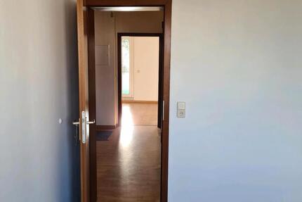 Wohnung Dessau-Roßlau Brambach - 3 Zimmer, 59 m&sup2;, 50.000&euro; | Angebot:26731142