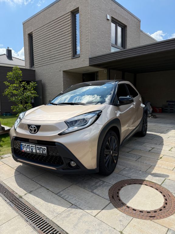 Aygo (X)