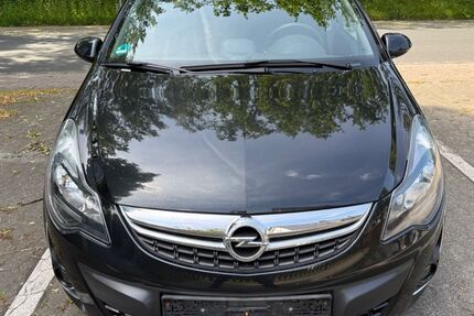 Opel Corsa 148.987 km 2.900 &euro; Bad Fallingbostel 29683