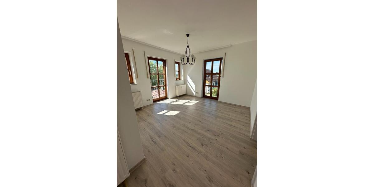 Etagenwohnung Gebenbach - 3.5 Zimmer, 87 m&sup2;, 850&euro; | Angebot:25261199