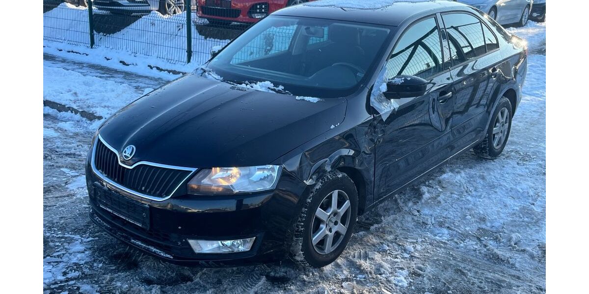 Skoda Rapid 169.000 km 3.999 &euro; Berlin 13597